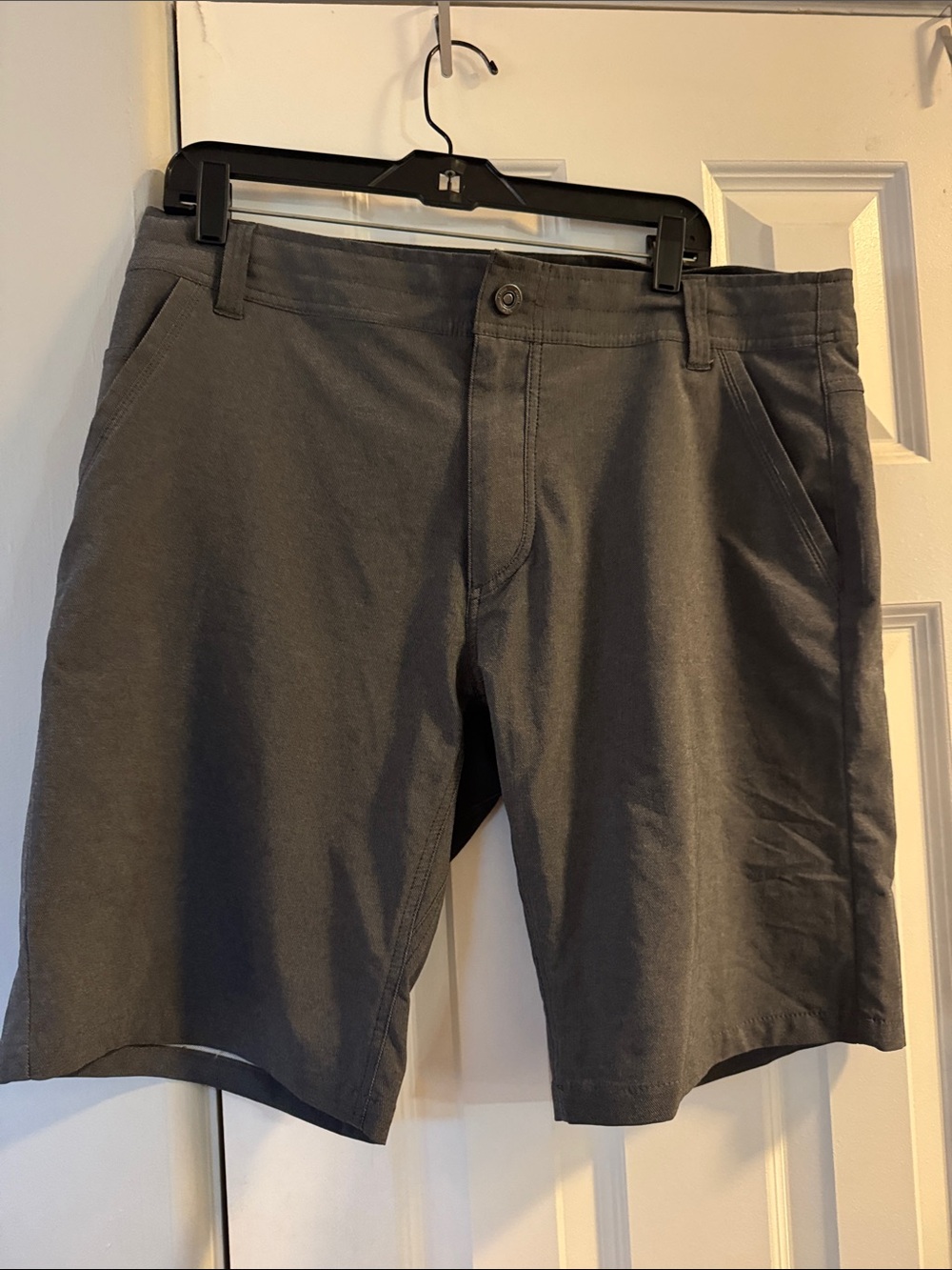 Kuhl Men's Slate Gray Flat-Front Shorts